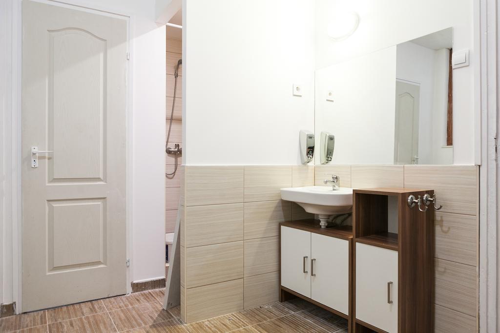 Junior Tower Apartment Boedapest Buitenkant foto